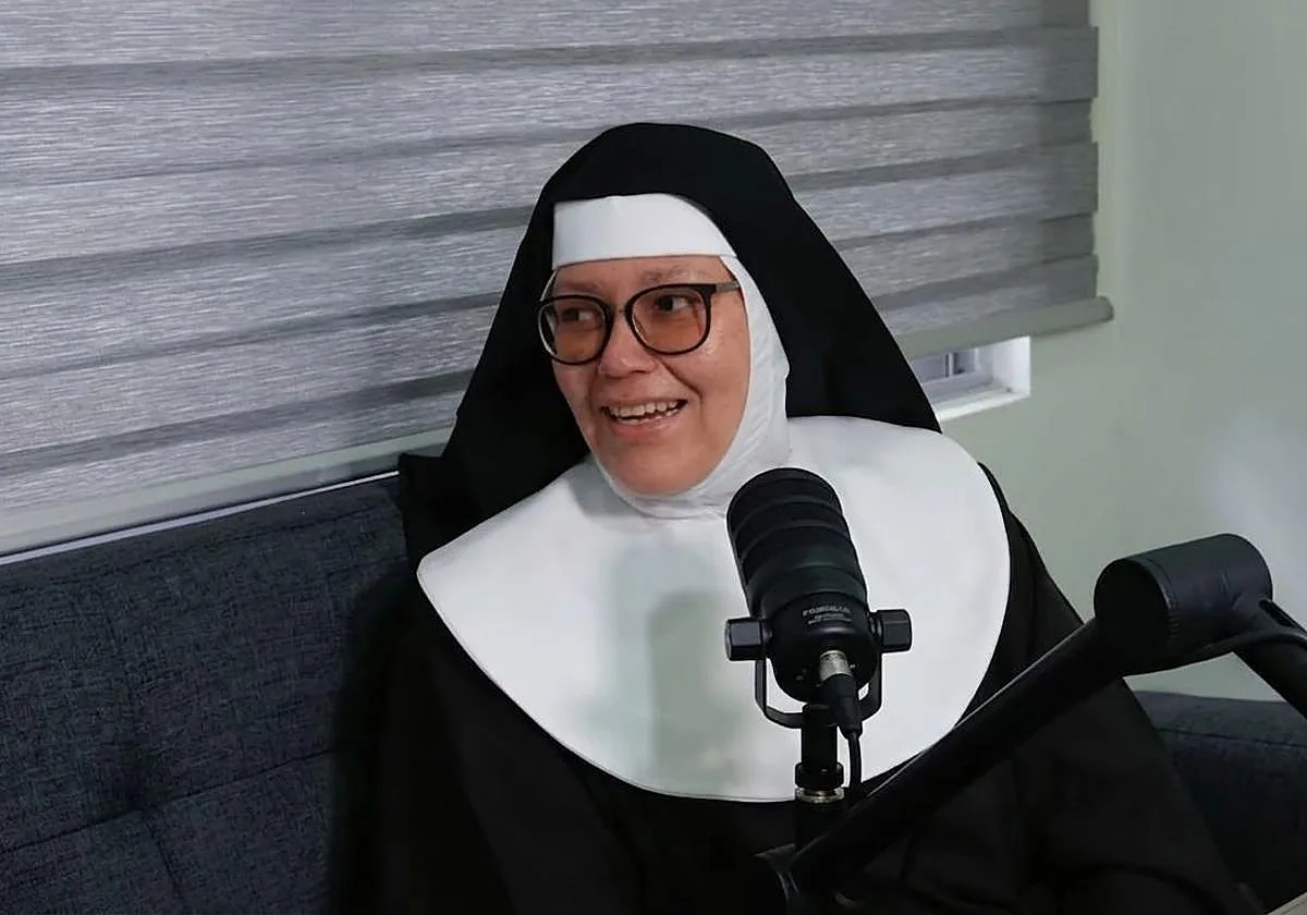 Sor Verónica, monja de clausura: «Yo estudiaba en la universidad y quería acabar mi carrera, pero fui a un retiro 15 días con las clarisas y ahí fue donde descubrí que era mi lugar»