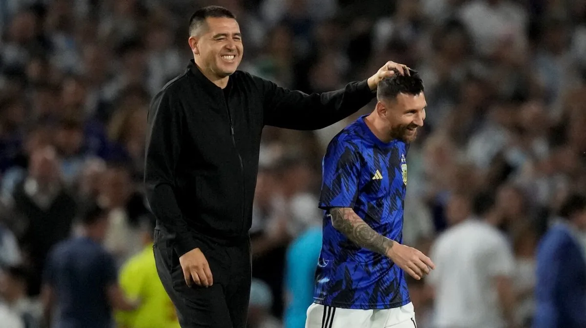 “Es único e irrepetible”: la frase de Juan Román Riquelme sobre Lionel Messi tras su retiro de la Selección argentina