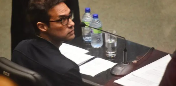 Justiça do Rio anula quebra de sigilo de celular achado em cela de Jairinho