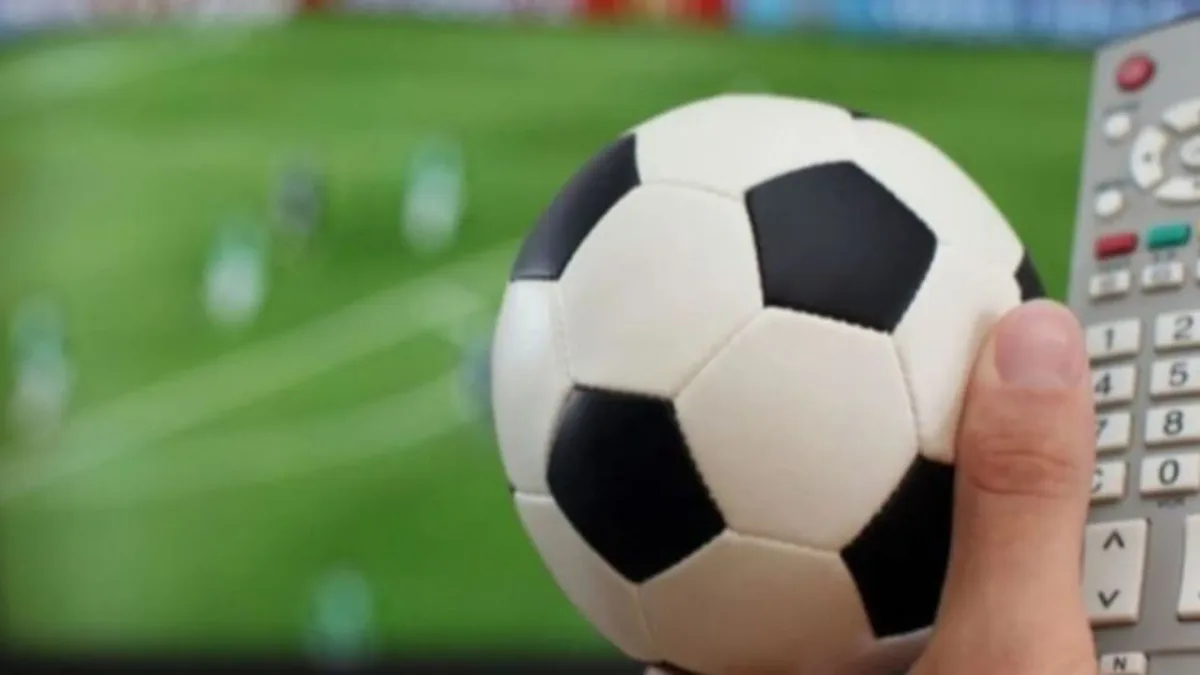 Futebol na TV hoje: confira as transmissões da quarta (26) com clássico na Copa do Brasil