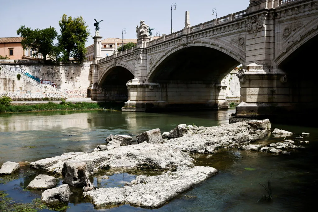 Ancient Nero's Bridge reemerges from Tiber River as Rome faces water crisis
