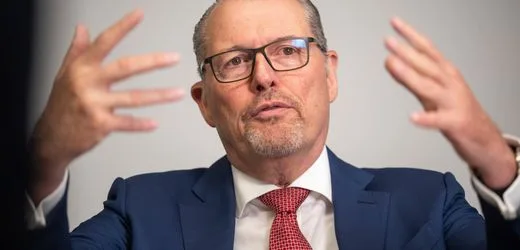 Arbeitgeber wollen Macht der Betriebsräte einschränken