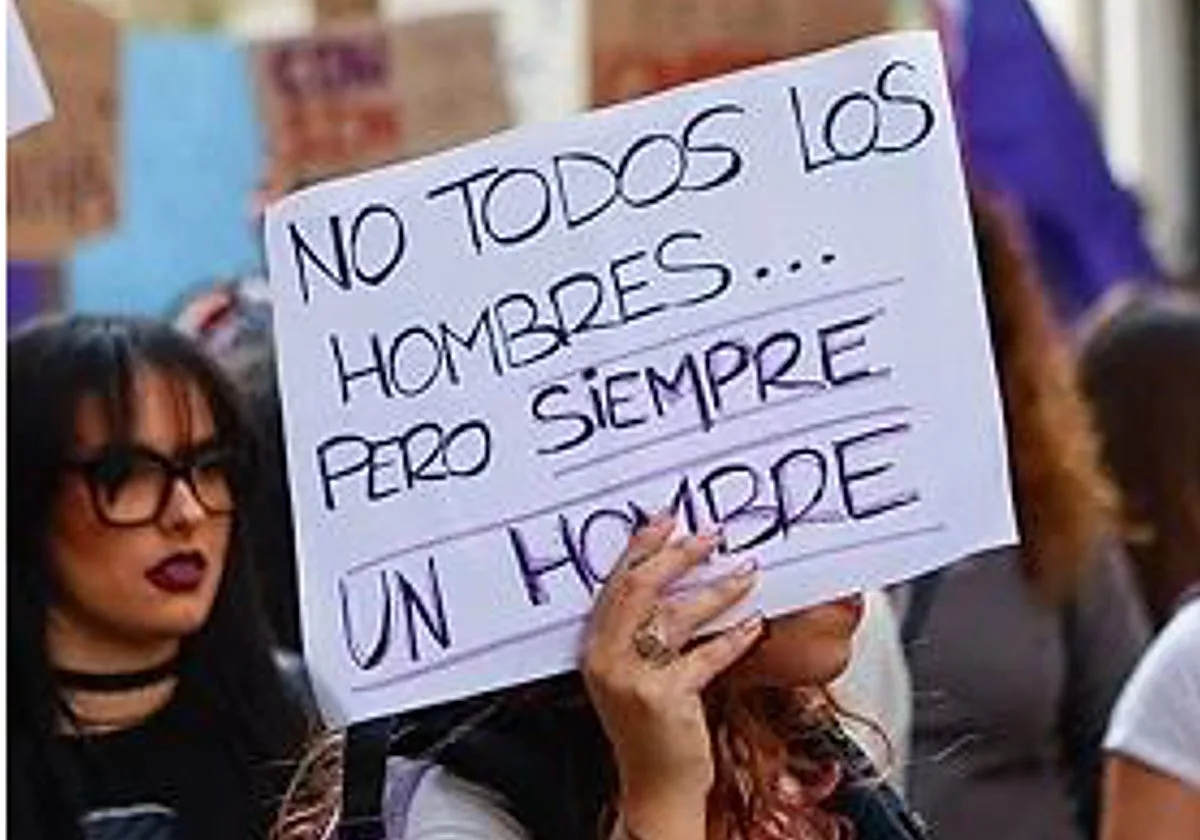 Casi cien mujeres han muerto en Andalucía por violencia de género desde que gobierna Sánchez