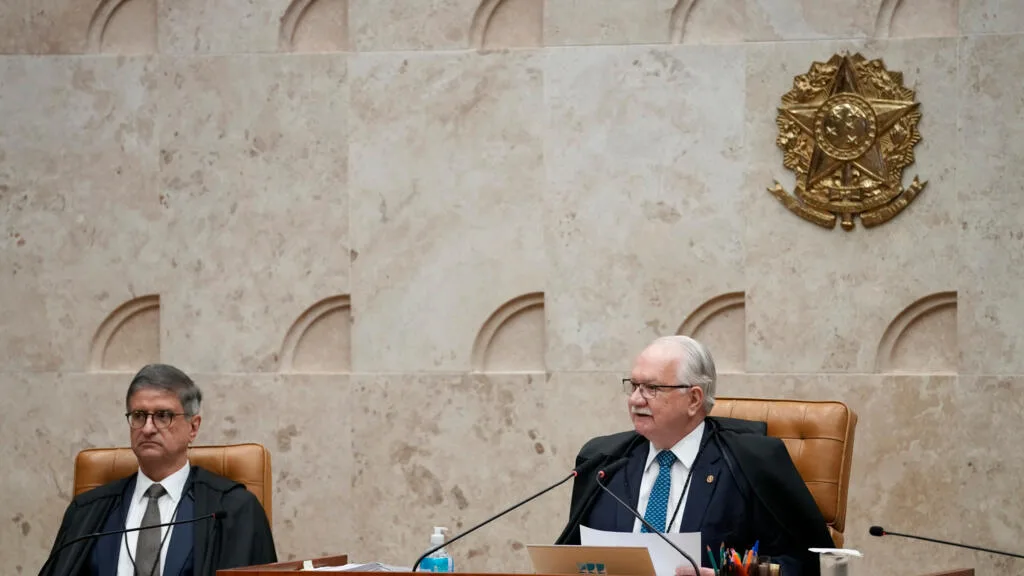 Em julgamento inédito, STF enfrenta maior crise interna em sessão transmitida ao vivo