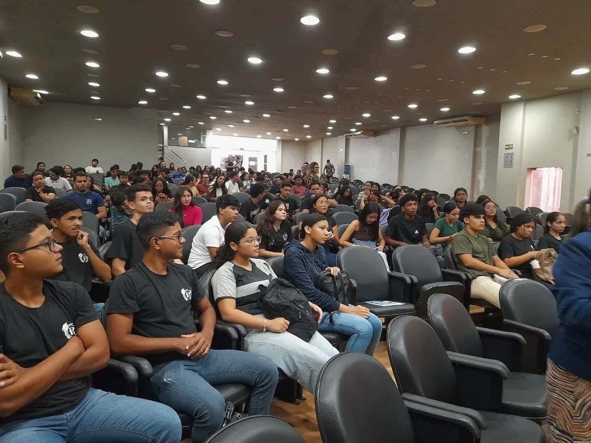 Belém recebe aulão gratuito de redação para o Enem; veja como se inscrever