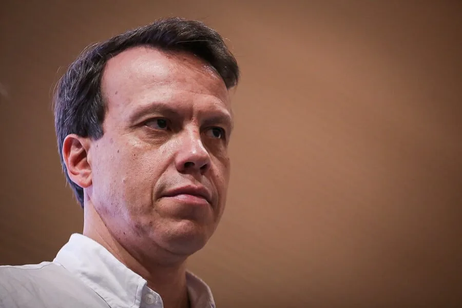 Leonardo Huerta, exfórmula vicepresidencial de las excandidata Claudia López, sería el nuevo director del Departamento Administrativo de Función Pública