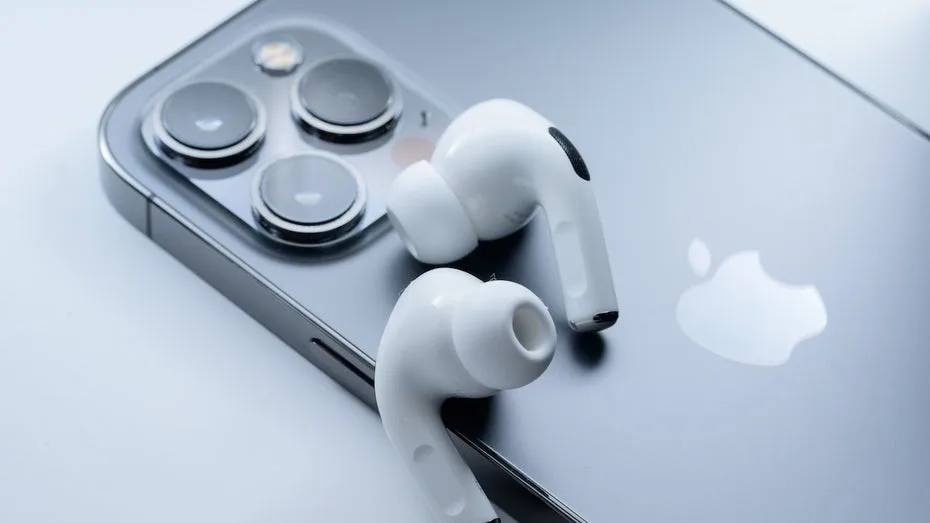 Airpods mit Kamera: Was ein Video in der macOS-Beta über neue Apple-Kopfhörer verraten soll