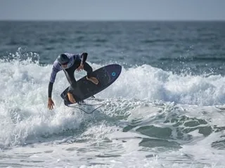 « Les Hawaïens se sentent comme à la maison » : Crozon a conquis le monde du foil