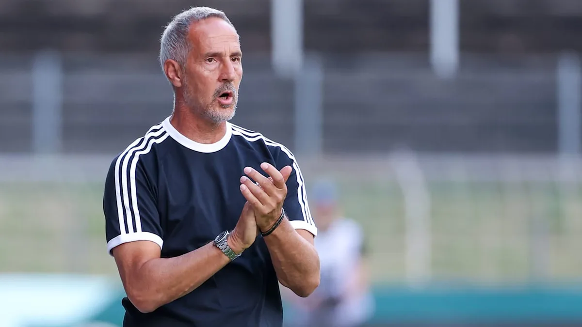 Vor Union-Spiel - Eintracht-Profi verlängert Vertrag