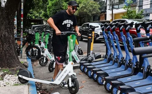 ¿Los scooters tienen permiso para operar en CDMX? Esto dice el permiso de Semovi