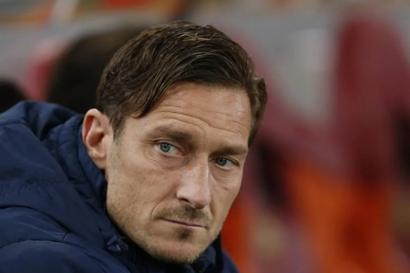 L'ancienne gloire de l'AS Rome et de la sélection italienne Francesco Totti devient conseiller du club de basket Maxima Roma