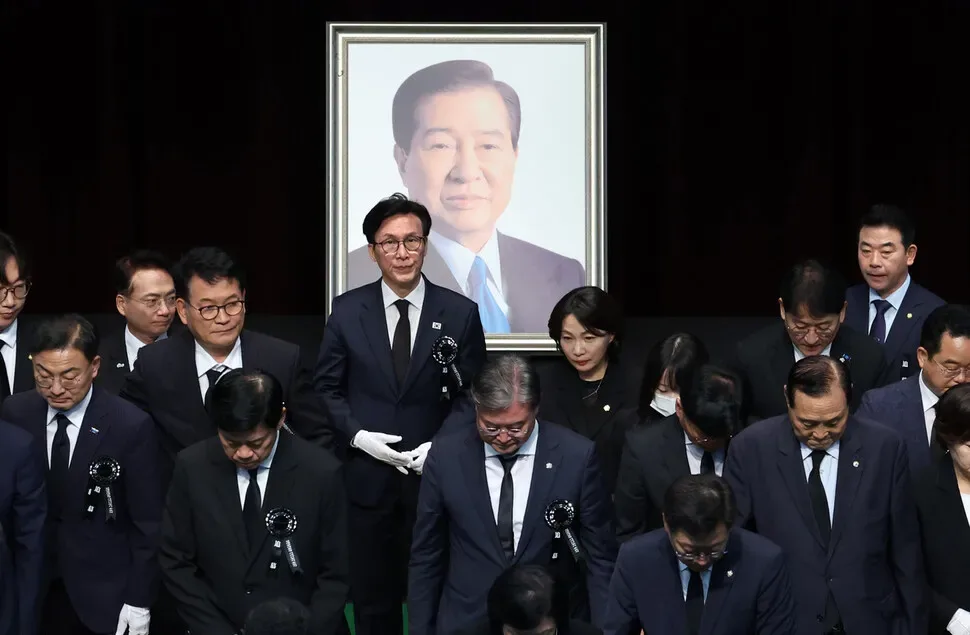 김대중 전 대통령 17주기 추모식…김민석 참석·장동혁 불참