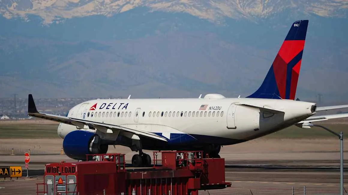 Delta slashes profit outlook as higher fuel prices bite