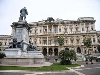 Italie : un homme condamné pour des « ruines antiques »... qu’il avait construites lui-même