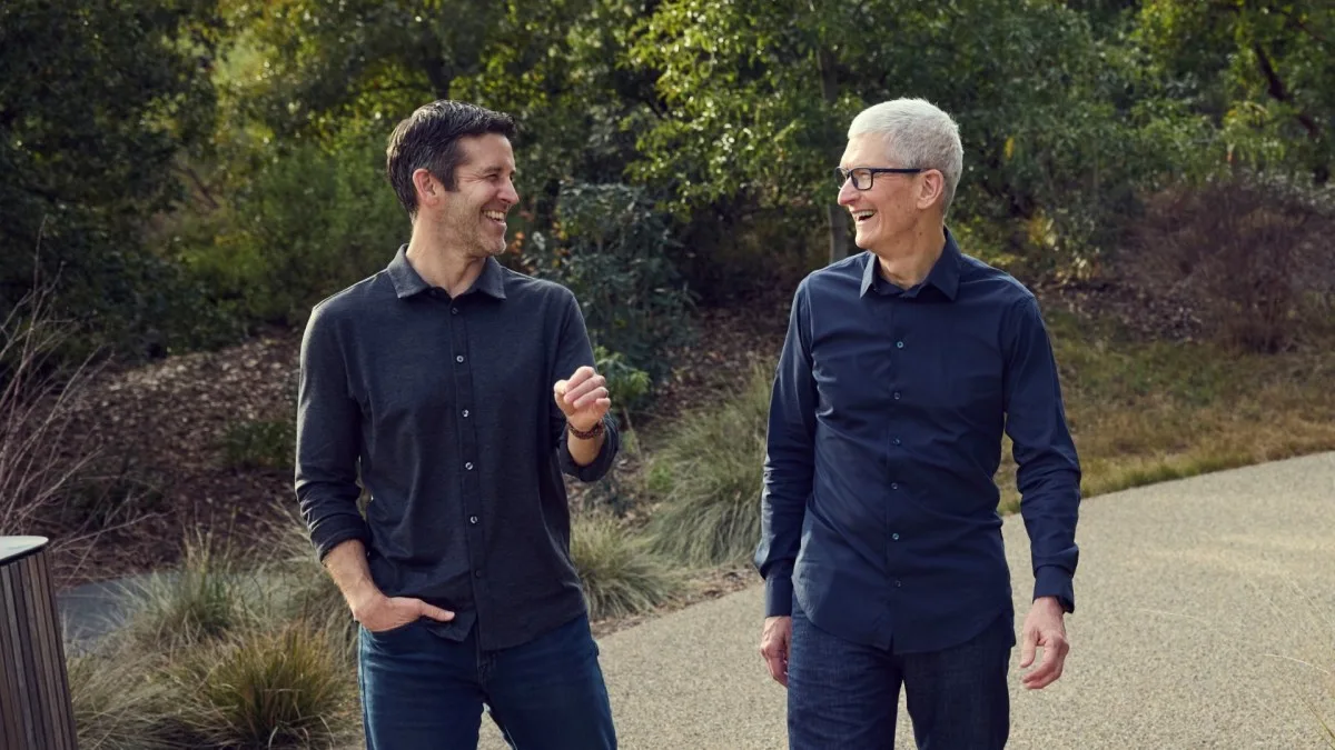 Un « hello » et rien d’autre : le premier jour très discret de John Ternus comme patron d’Apple