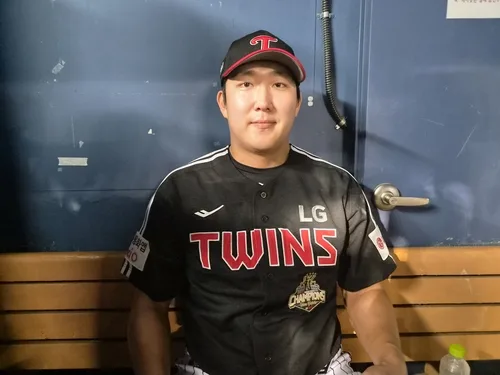 LG 손주영, 고우석 합류에 "3위보다 더 높은 순위 바라봐"