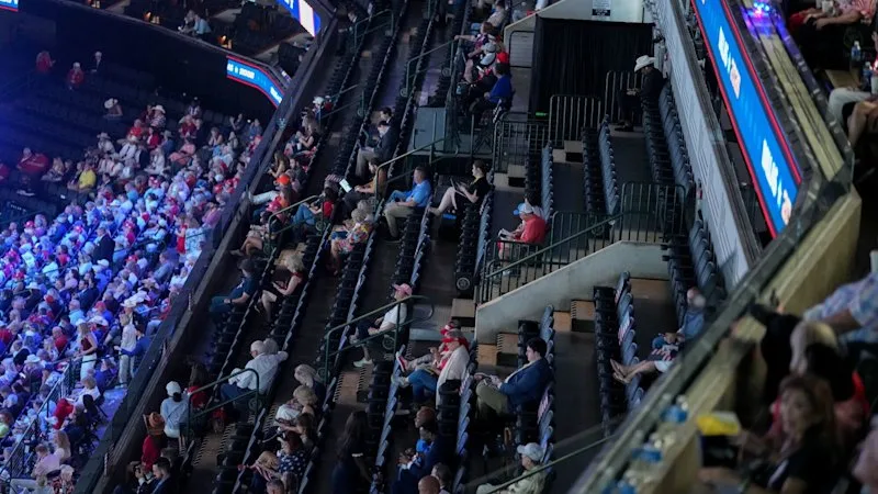 At half-full stadium, Trump makes desperate pitch to save the midterms
