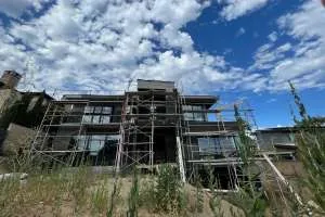 Construções de moradias iniciadas nos EUA recuam 12,4% em julho e frustram projeções