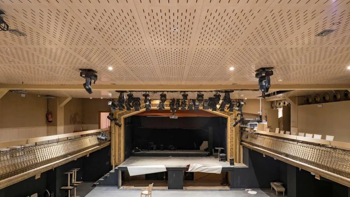 El Teatro Balmes abre en noviembre con 490 butacas para el humor