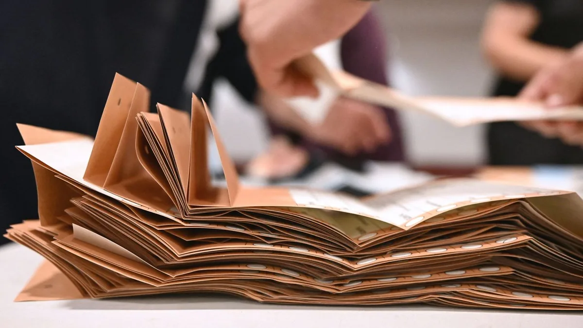 Abgeordnetenhauswahl: Wahl: Weiter Ost-West-Unterschiede - ebenso Außen und Innen