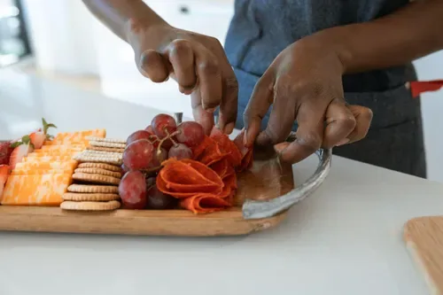 Springboks vs All Blacks snacks to serve during Saturday’s rugby match