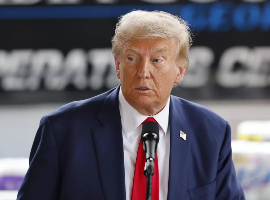 Juez bloquea norma migratoria de Trump que restringía visas para estudiantes extranjeros y medios internacionales