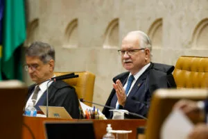Fachin pede equilíbrio, serenidade e responsabilidade na sessão desta terça