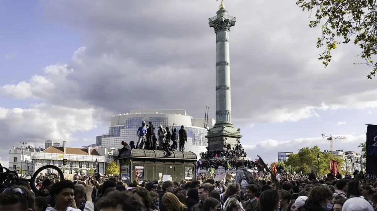Mobilisation des lycéens : des premiers blocages en cours à Paris, au lendemain d'une nouvelle journée de manifestations
