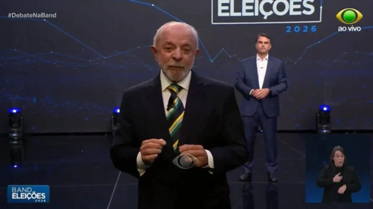 Lula chama privatizações de ‘lesa-pátria’ e promete país mais desenvolvido em novo mandato