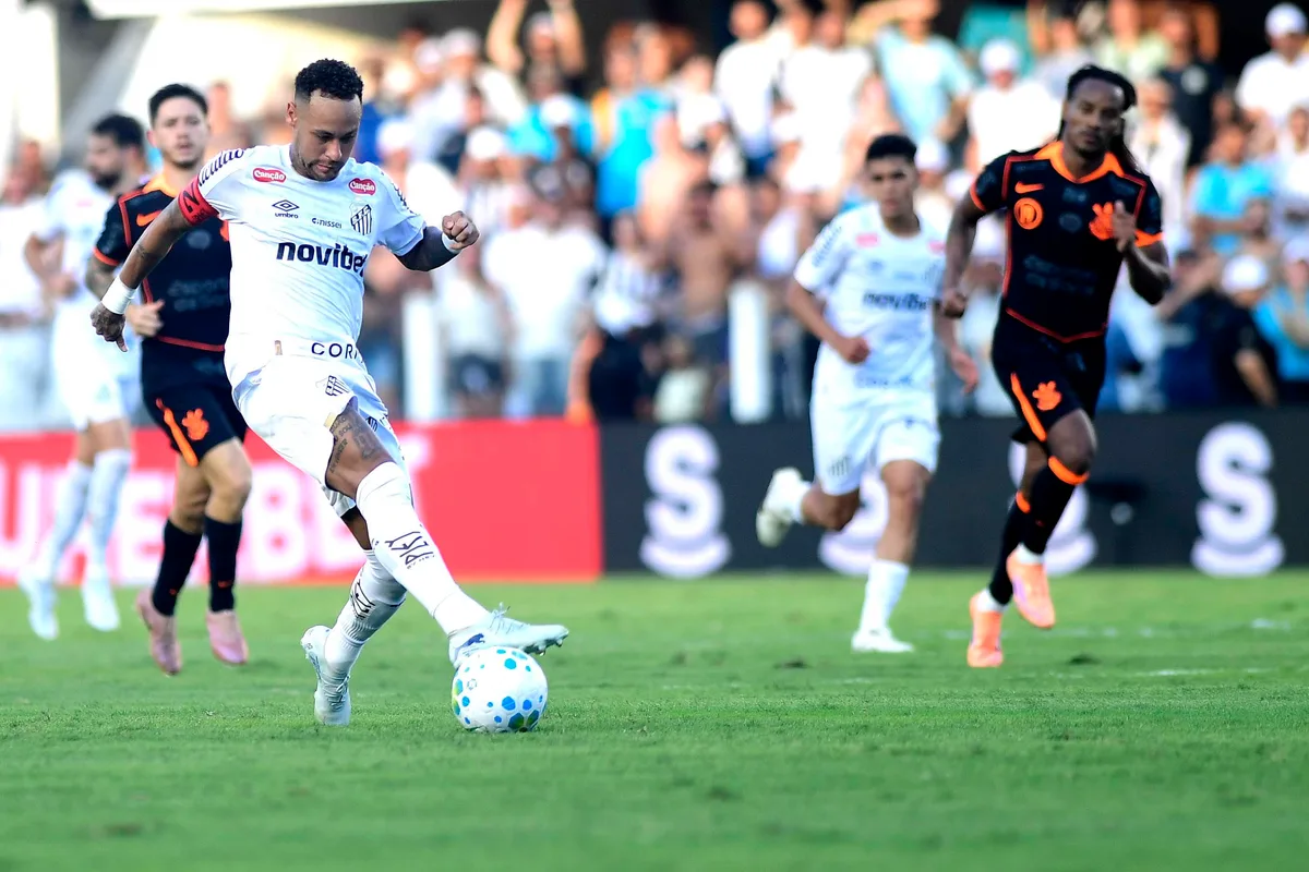 Neymar encara Corinthians e busca protagonizar primeiro clássico desde o retorno ao Santos