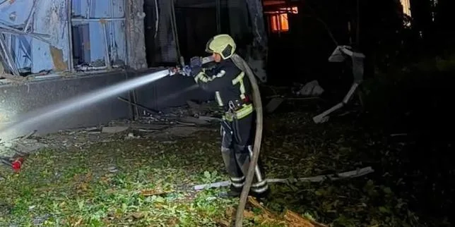 EN DIRECT, guerre en Ukraine : au moins 12 blessés, dont deux enfants, dans des attaques nocturnes sur Kiev