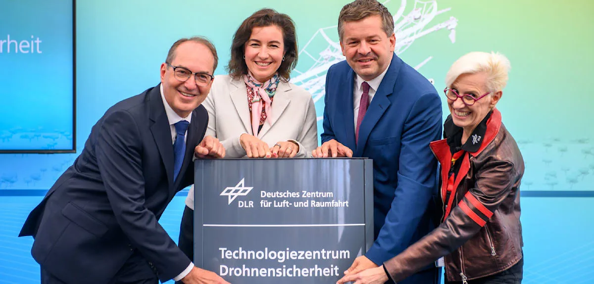 Cochstedt: Technologiezentrum Drohnensicherheit eröffnet