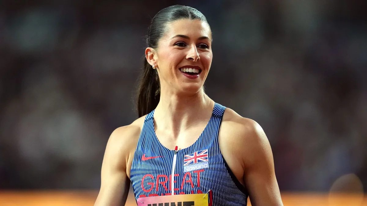 Hunt and other sportswomen condemn Sweeney advert