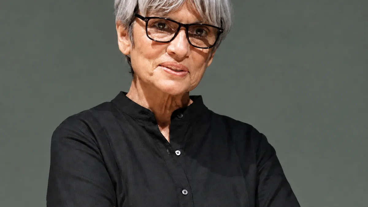 IDSFFK lifetime achievement award for animation filmmaker Nina Sabnani