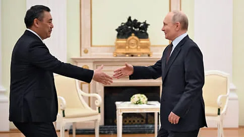 Президент Киргизии поздравил Путина с проведением выборов в Госдуму