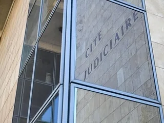 Jugé pour soustraction d’enfant à ses parents : il se disait amoureux d’elle