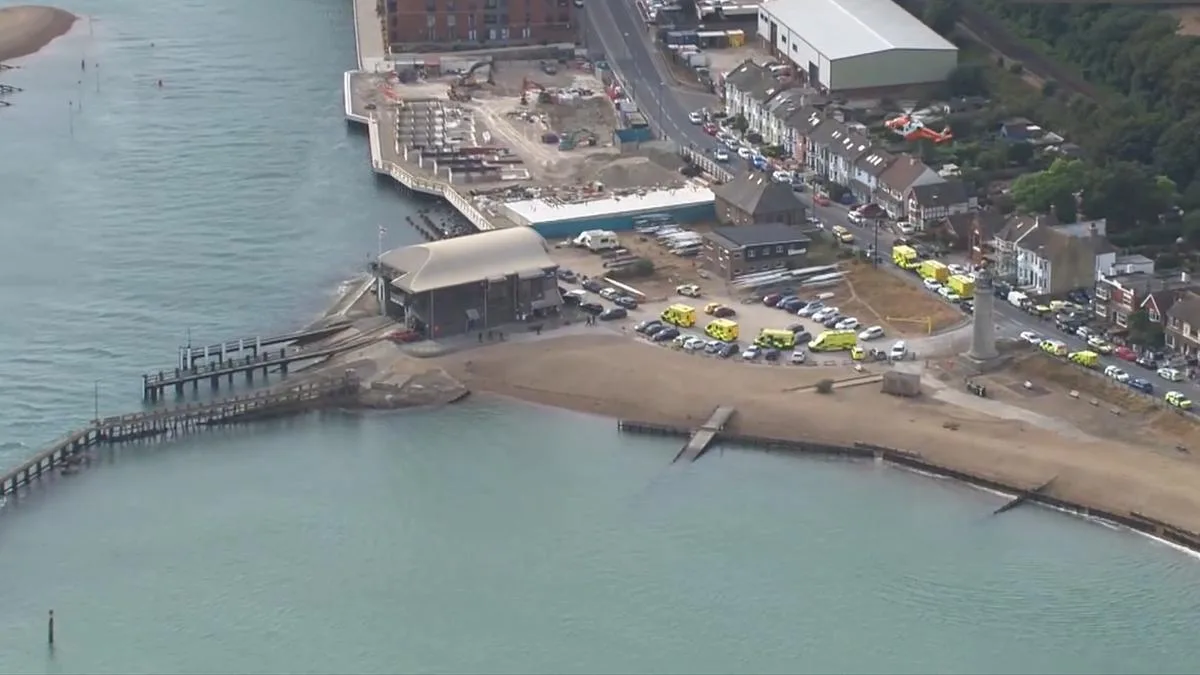 Girl and parents drown and another daughter fighting for life after swimming tragedy in Shoreham in England
