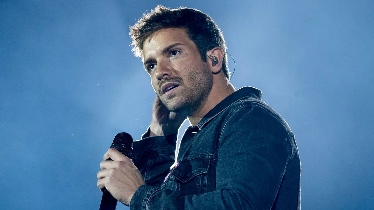Pablo Alborán sufre una neumonía grave: qué es, síntomas y por qué algunas personas se curan en casa y otras necesitan hospitalización