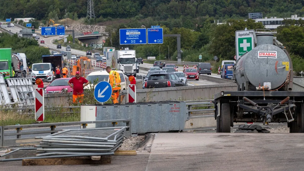 Schaden an Behelfsbrücke: Brückenschaden - Teilstück der A643 bei Wiesbaden gesperrt