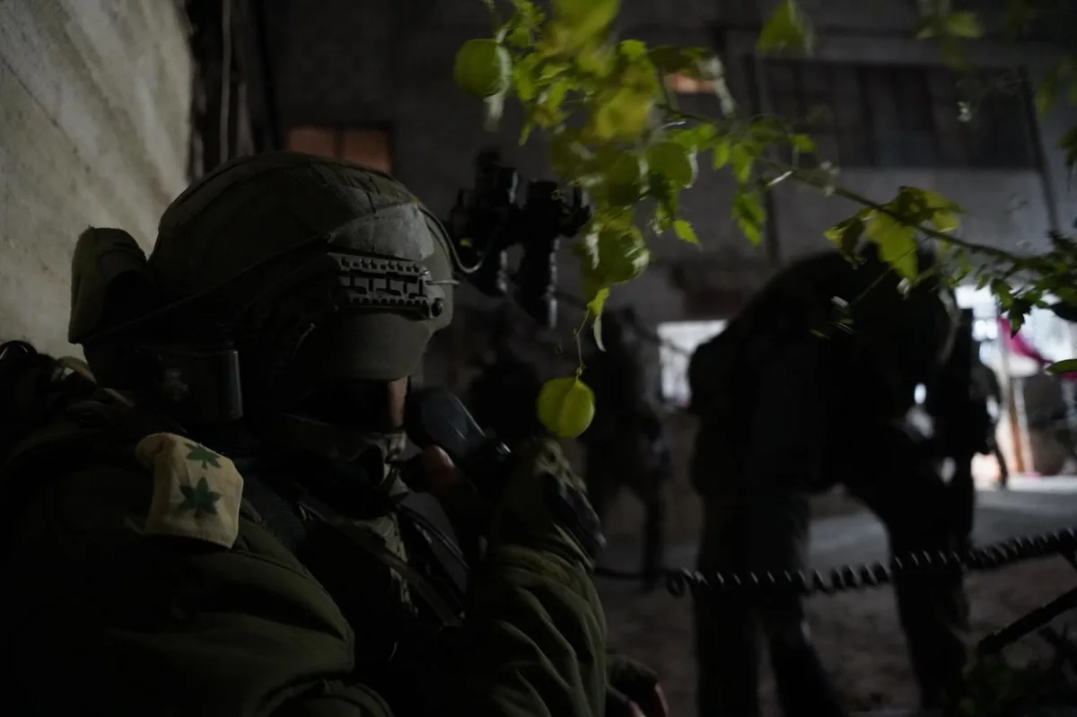 El Ejército de Israel vuelve a penetrar en Siria y dispara proyectiles a 50 kilómetros de Damasco
