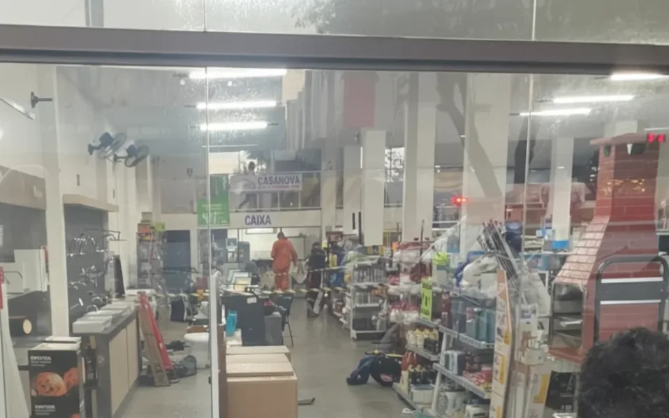 Atirador invade loja e mata vendedor de 26 anos durante expediente