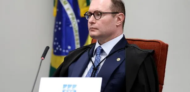 Zanin nega liminar para instalar CPI do Banco Master