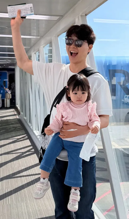 박수홍 가족, 괌행 비행기 ‘탑승 번복’ 논란[SD이슈]