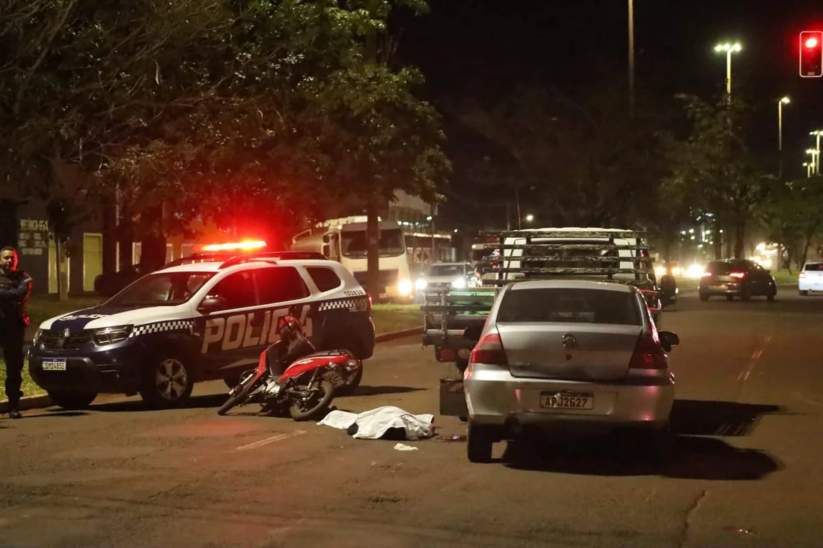 "O sol atrapalhou", diz motorista que matou motociclista em semáforo