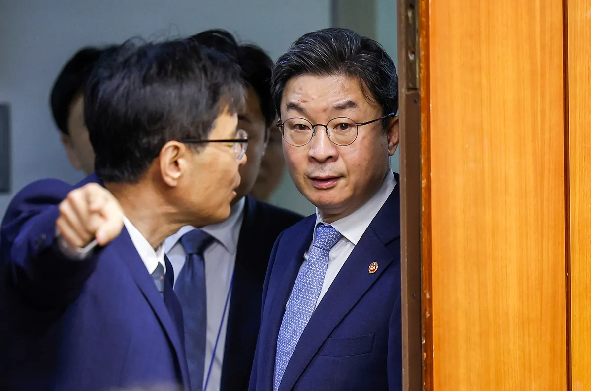설익은 ‘부실 기업 상장폐지’, 법원이 제동… 애꿎은 개미 돈만 묶였다