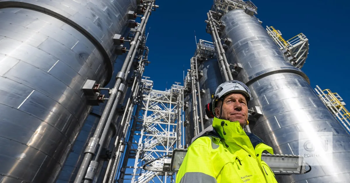 Por causa da Rússia, "e no interesse da Europa", Noruega vai continuar a extrair petróleo e gás no Ártico