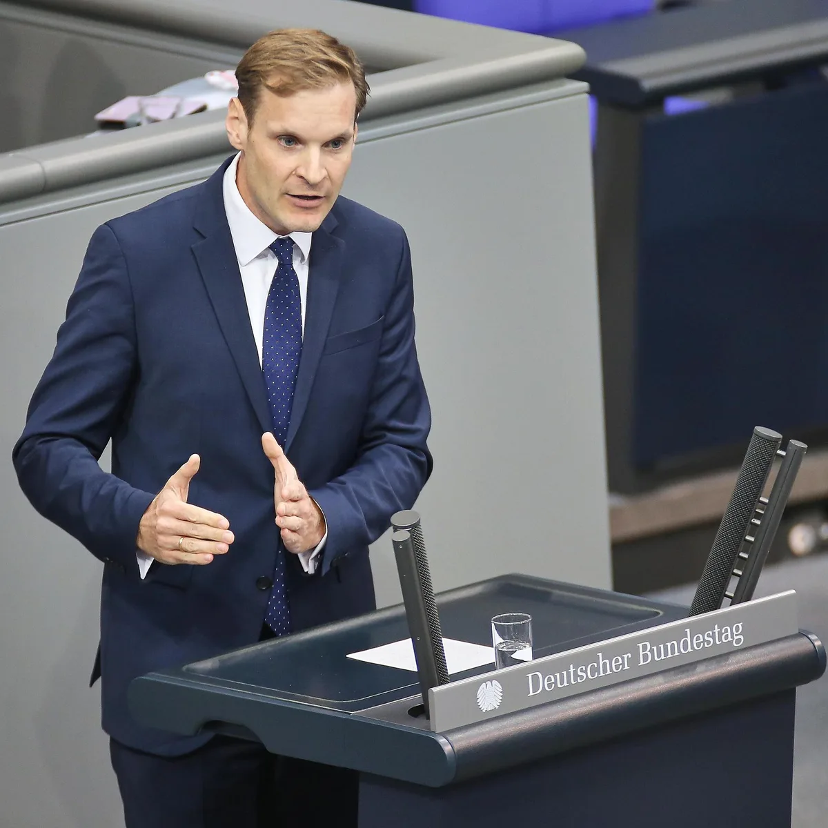 Nach Krawallen - CDU-Politiker Bury sieht Gewalt in Frankreich als "doppelte Warnung" für Deutschland