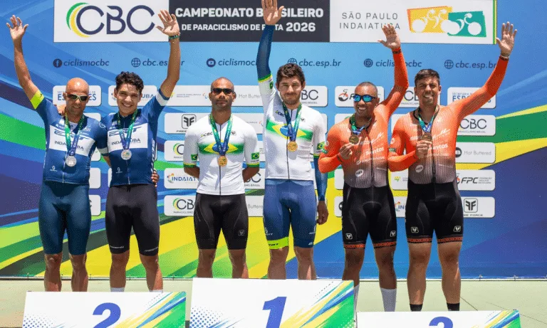 Brasileira faz golaço por cobertura no Campeonato Espanhol. Veja o vídeo!