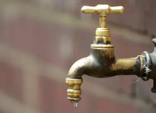 Ladysmith water crisis forces school to close as outage enters third week