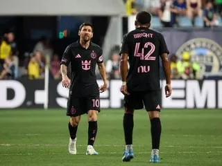 VIDÉO. Lionel Messi inscrit son premier but depuis la mort de son père